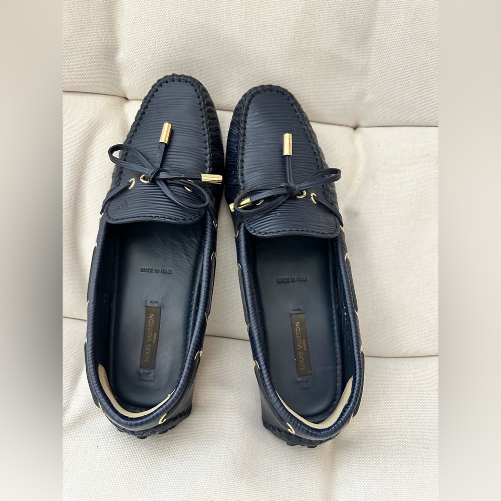 LOUIS VUITTON women’s loafers